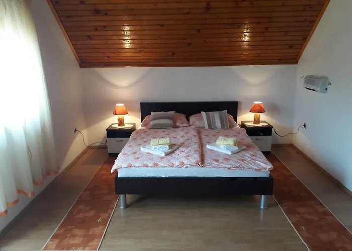 Apartment Mrsinj