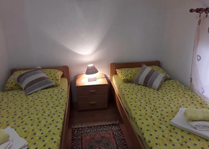 Apartment Mrsinj